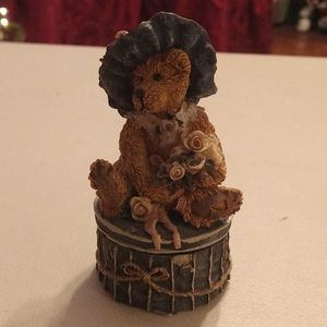 Boyd's Bears & Friends